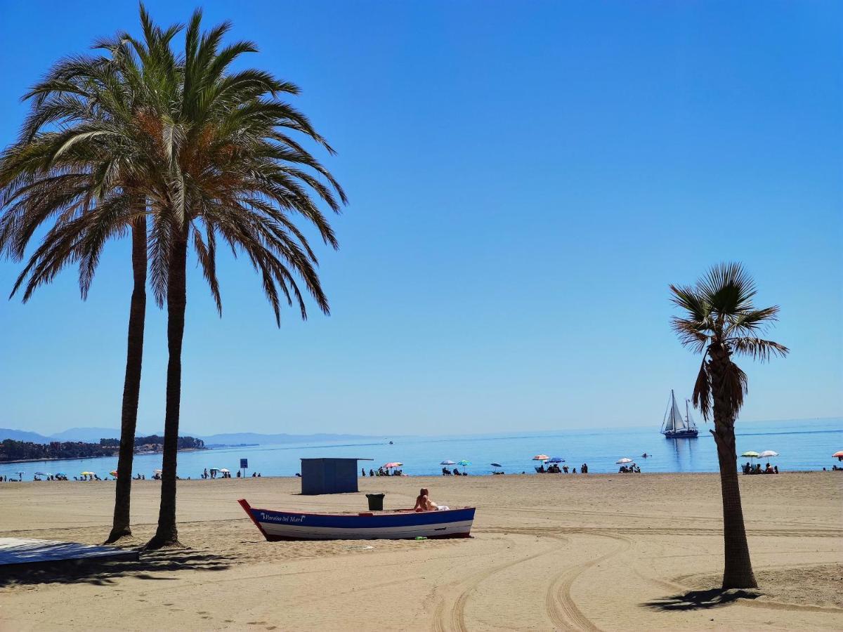 Spacious Beachfront Town House In Estepona With Fully Equipped Kitchen, Pools, Garden, Sea View 외부 사진